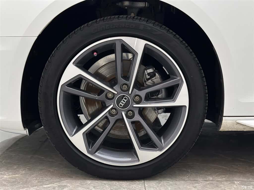 Audi A4L, 2024 18