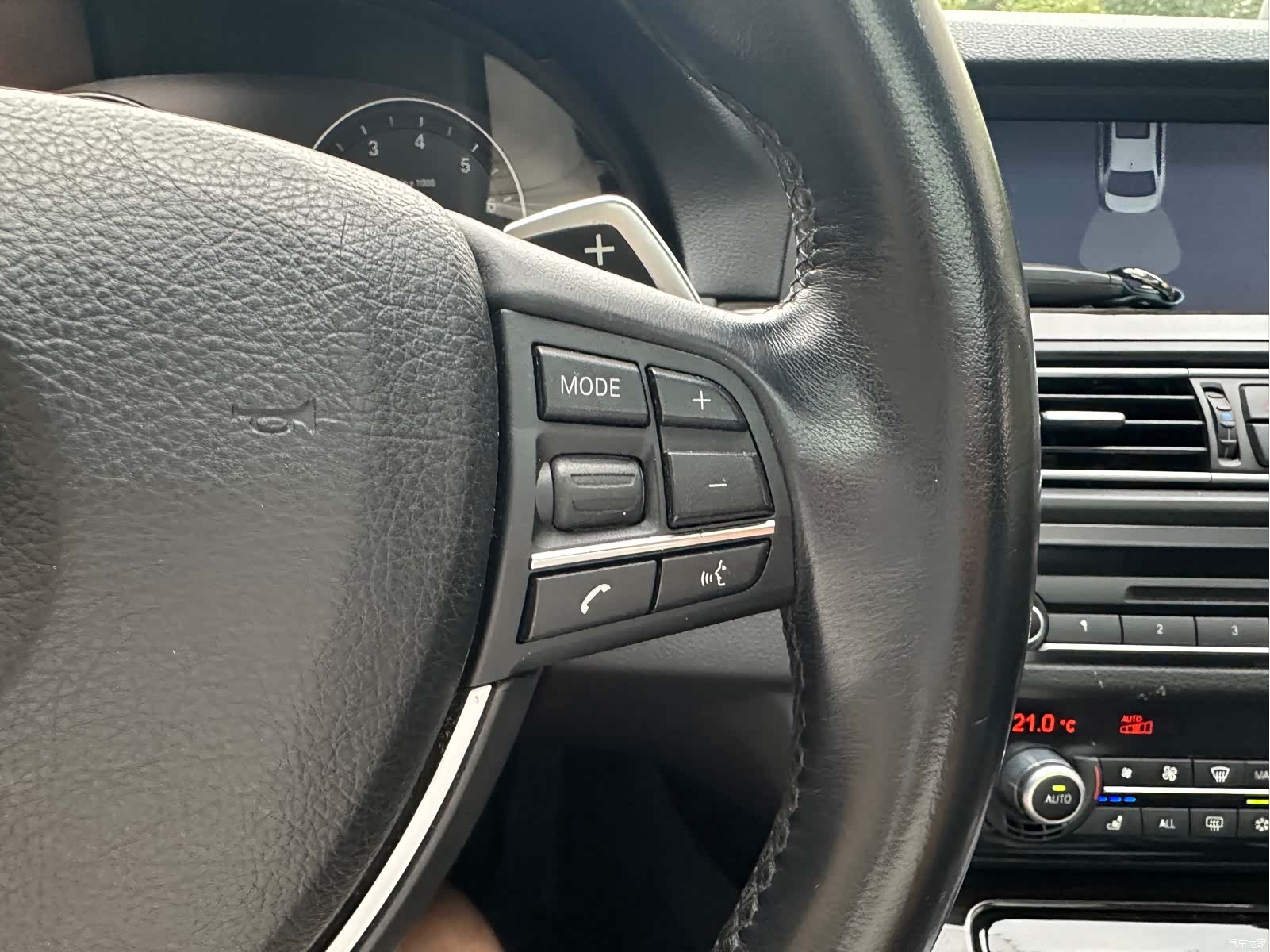 BMW 5 Series, 2011 31