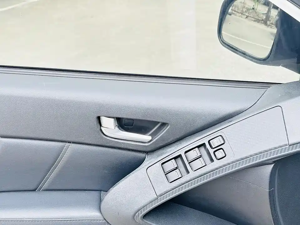 Luxgen Excellent 6 SUV