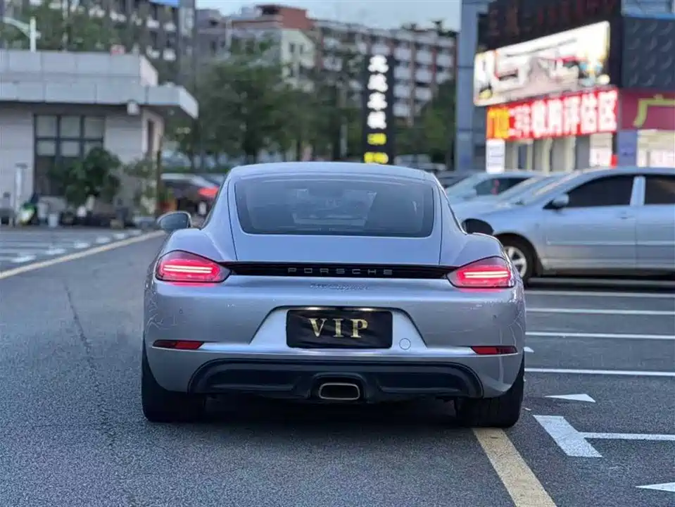 Porsche 718