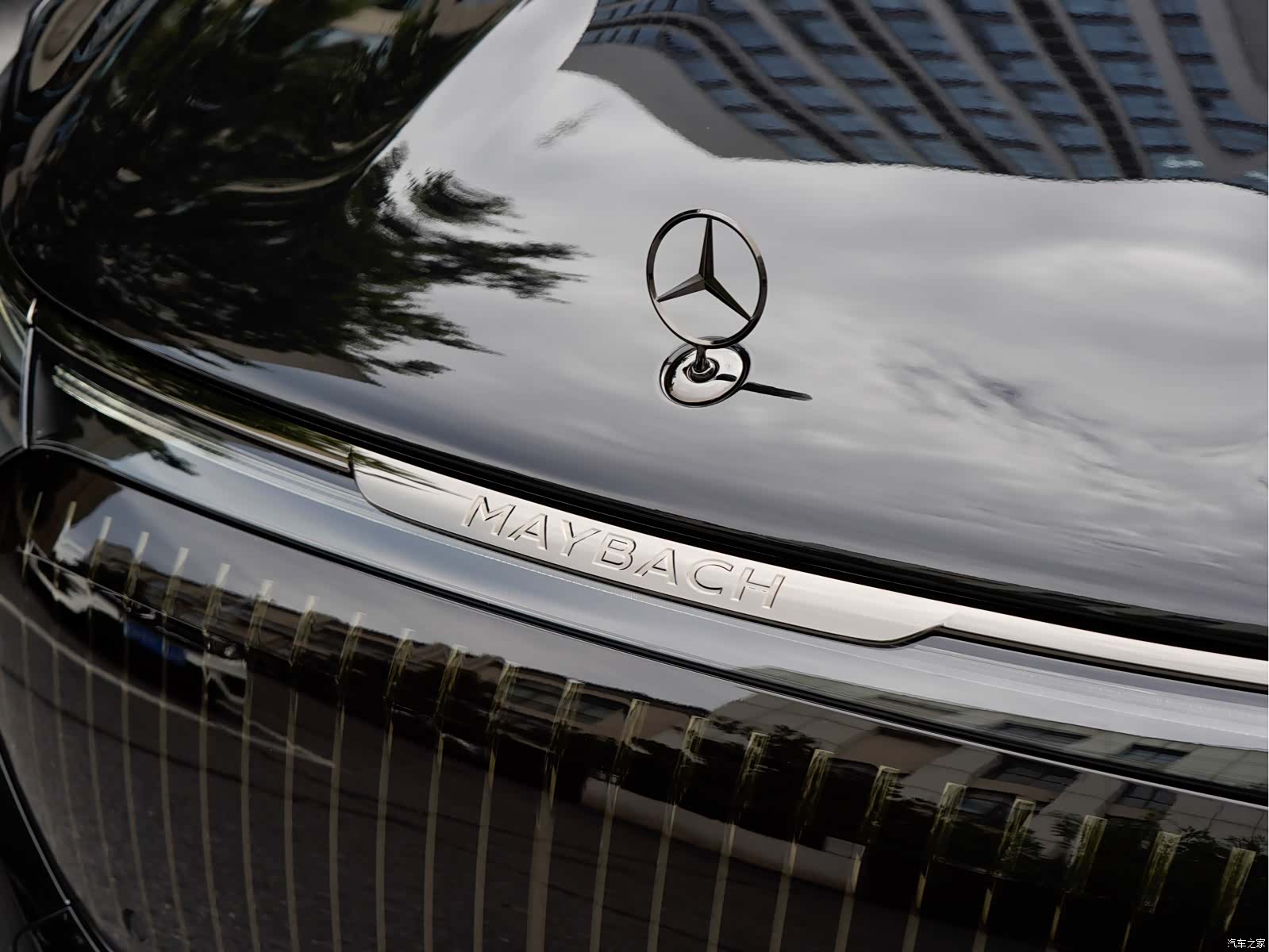 Maybach EQS, 2025 4