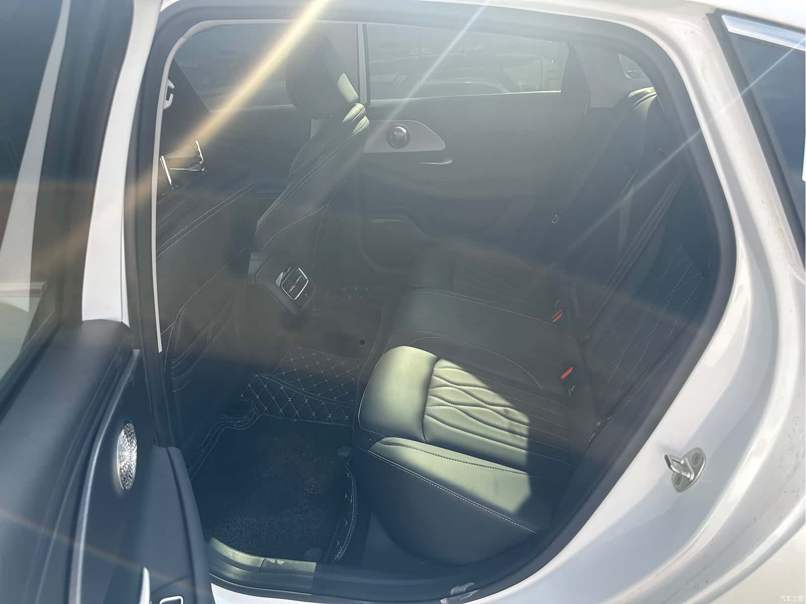 Chery Arrizo 8, 2024 7