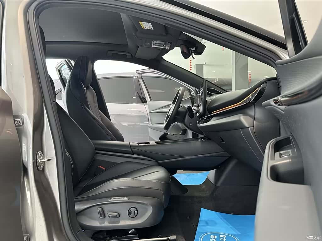Volkswagen 06, 2025 10