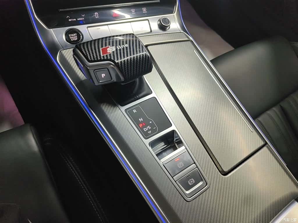 Audi A6L, 2024 14