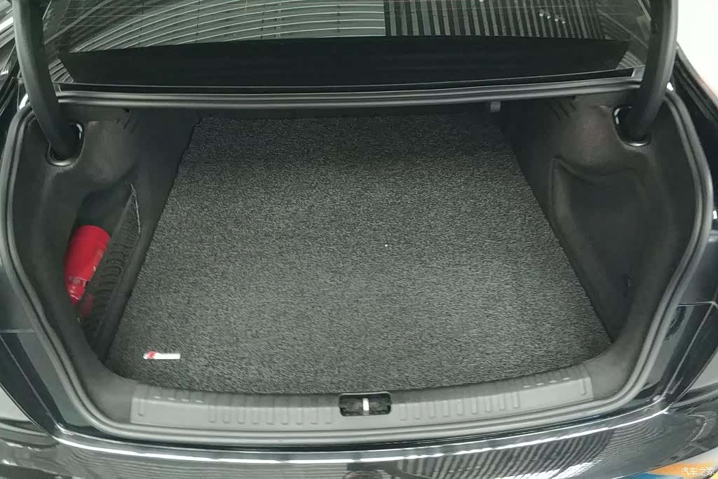 Audi A6L, 2021 4
