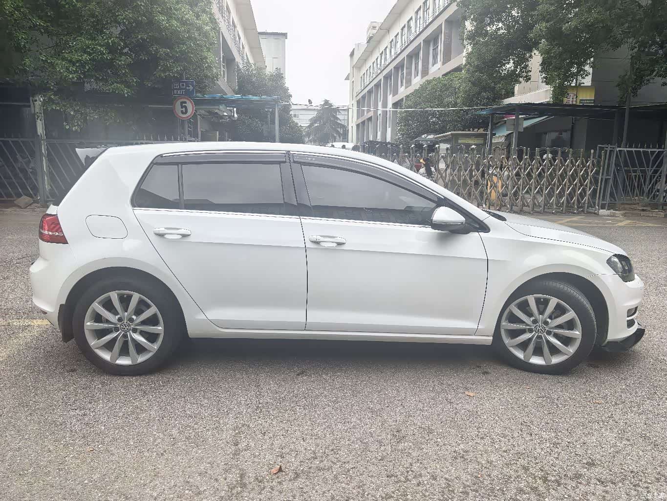 Volkswagen Golf, 2016 23