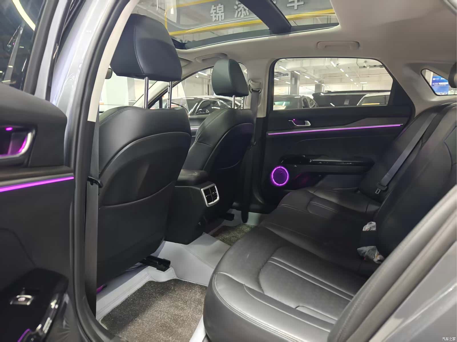Kia K5, 2025 все фото