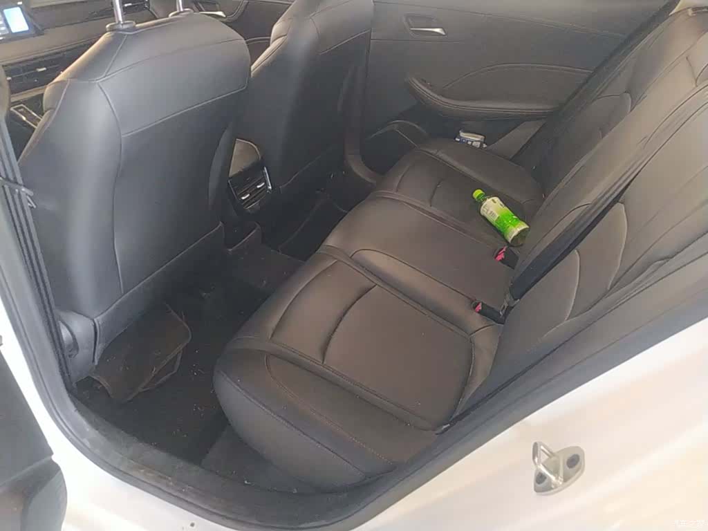 Roewe i5, 2025 17