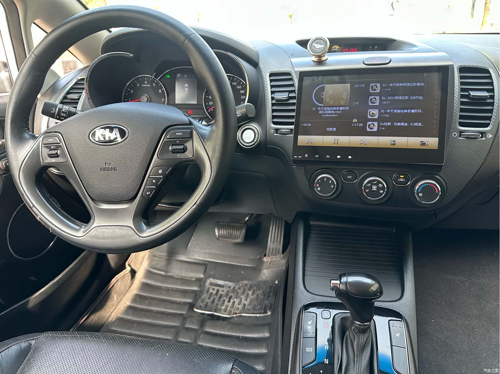 Kia K3, 2016 8