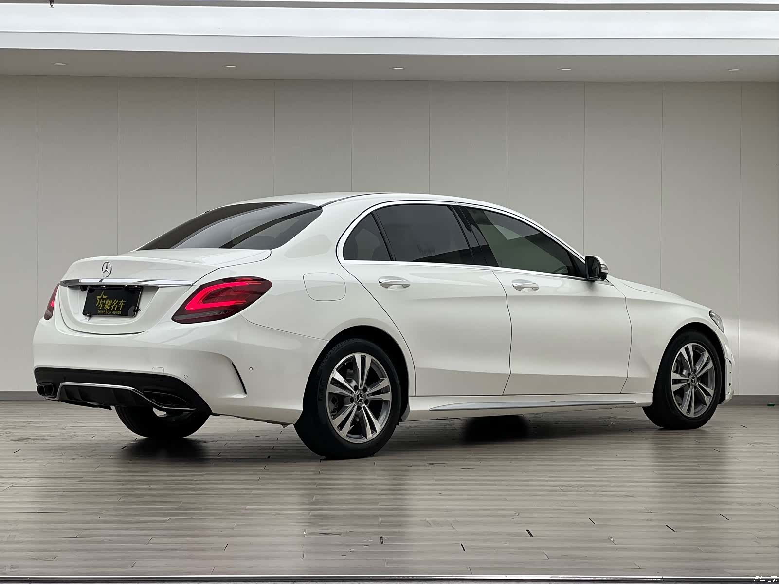 Mercedes-Benz C-Class, 2018 6