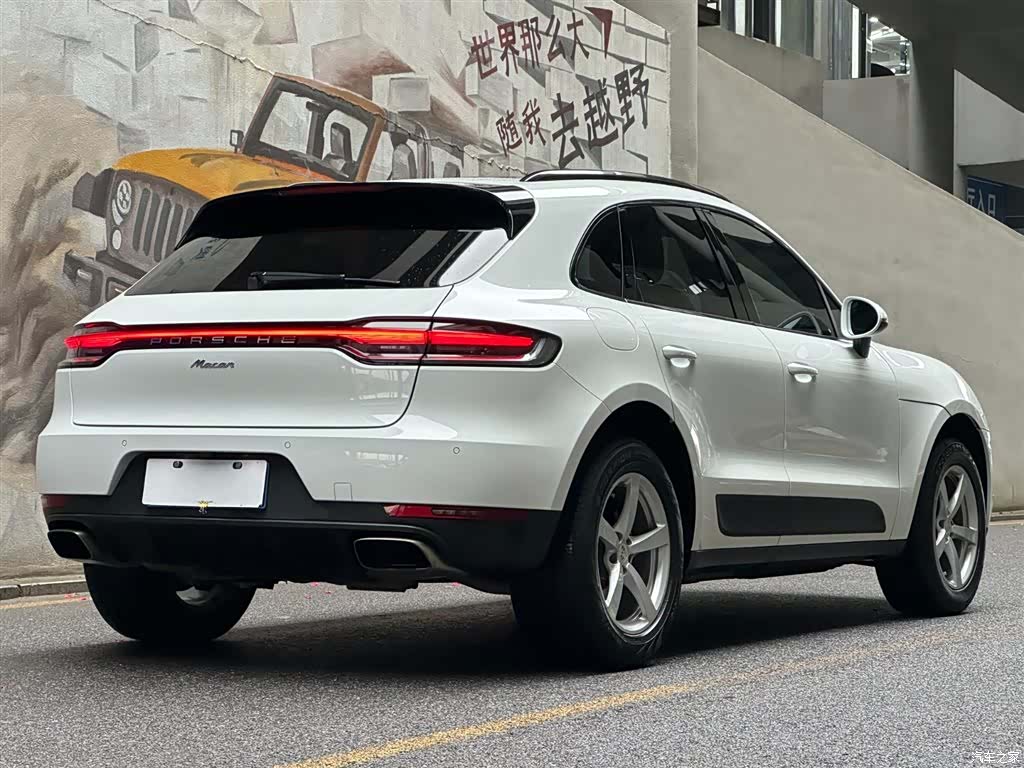 Porsche Macan, 2020 все фото