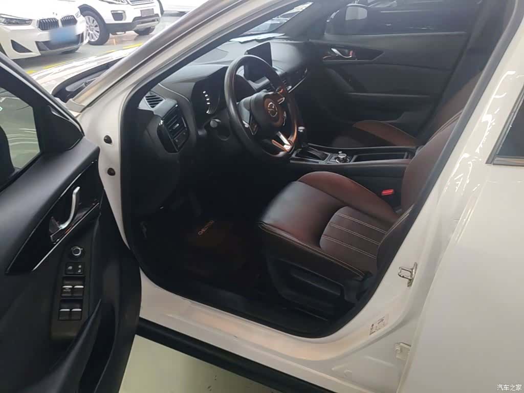 Mazda CX-4, 2020 16