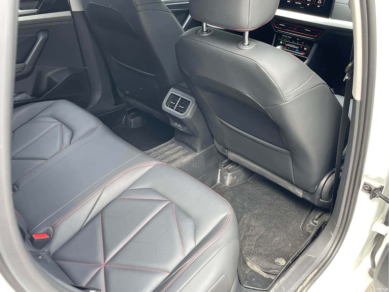 Volkswagen Lavida, 2024 11