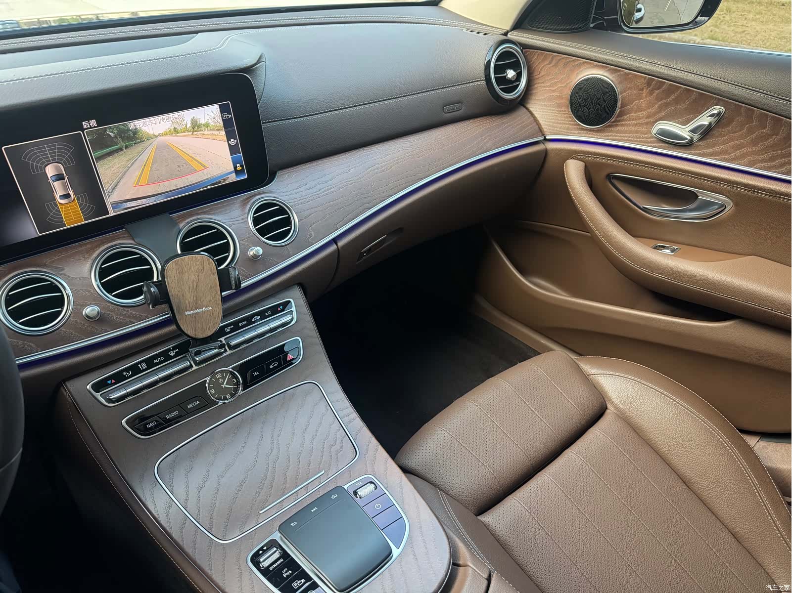 Mercedes-Benz E-Class, 2020 22
