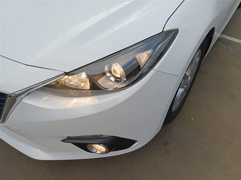 Mazda 3 Angkesaila Mazda 3 Angkesaila