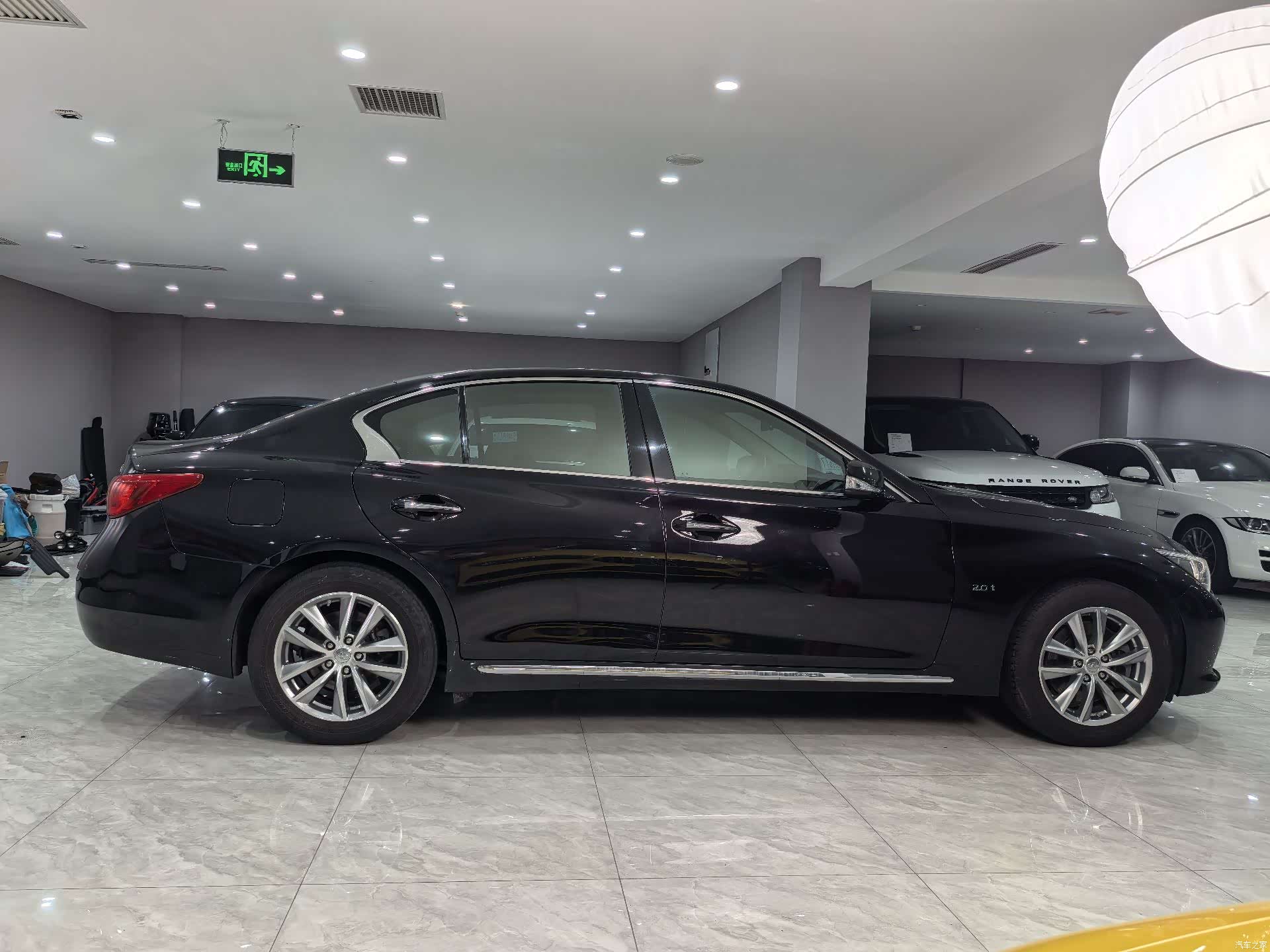 Infiniti Q50L, 2015 4