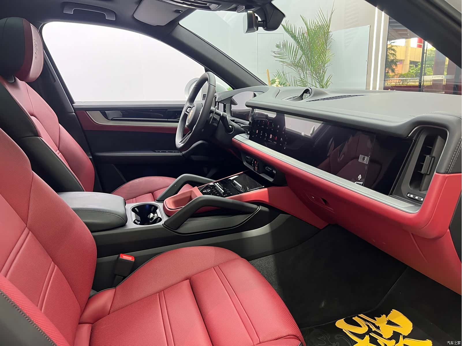 Porsche Cayenne, 2025 14
