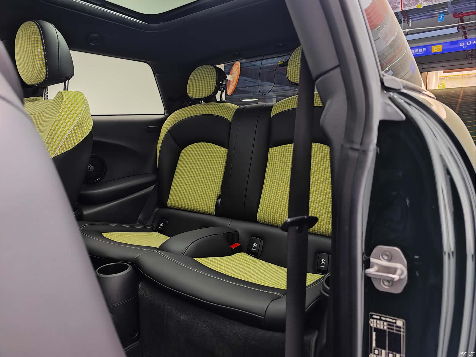 Mini Cooper, 2022 15