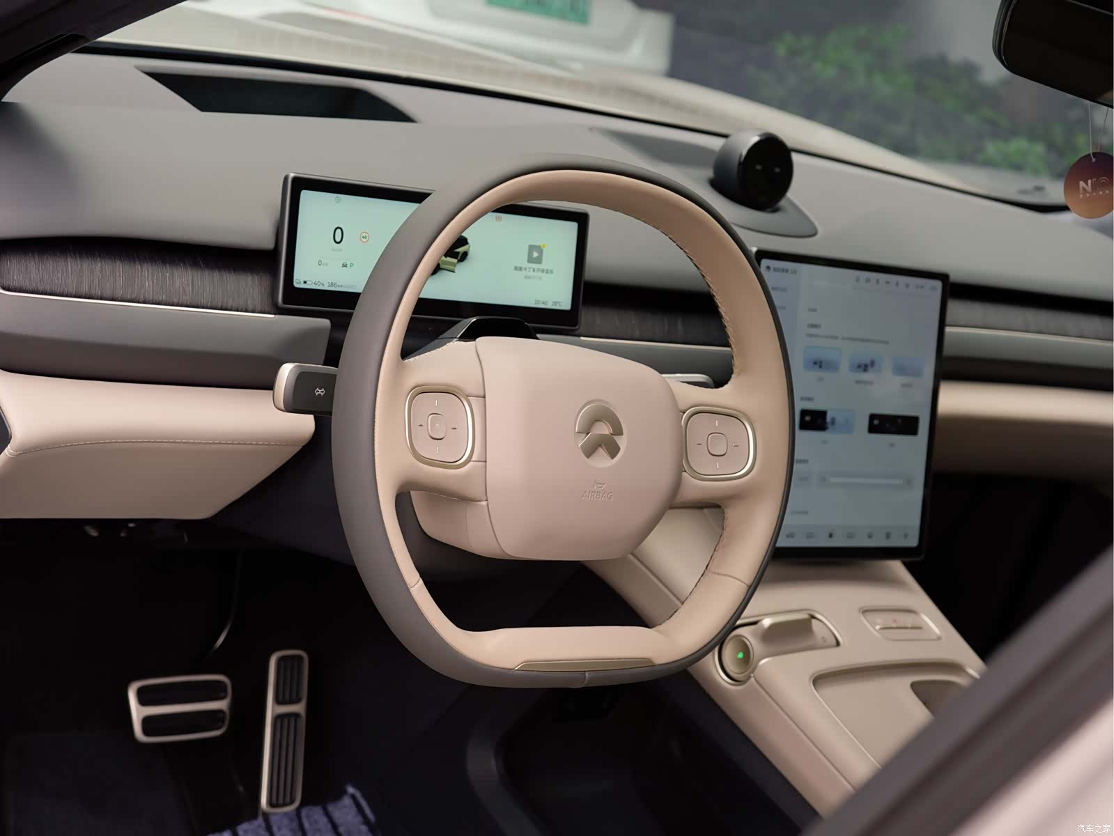 NIO ES8, 2024 10