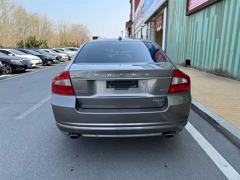 Volvo S80L