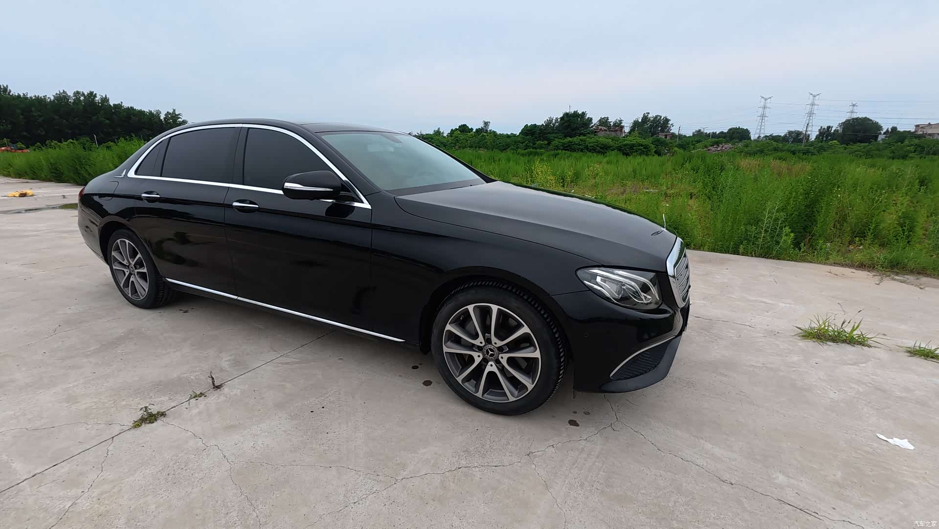 Mercedes-Benz E-Class, 2019 3