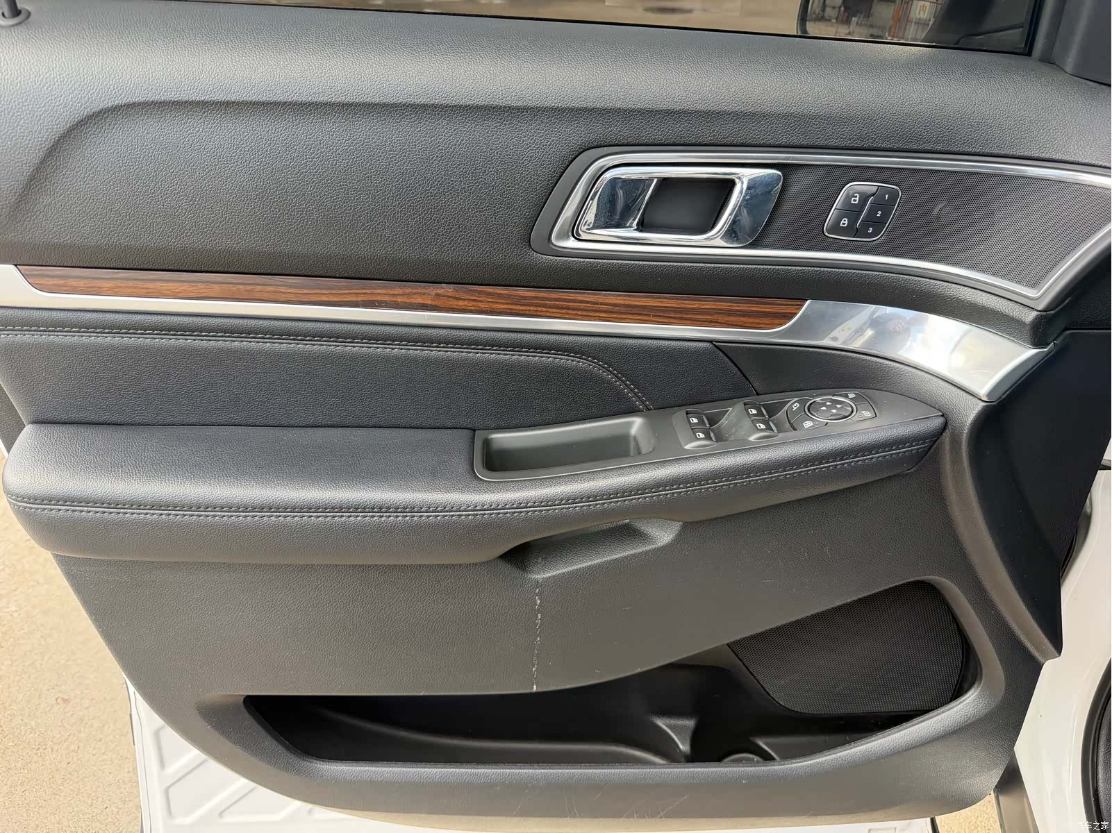 Ford Explorer, 2018 9