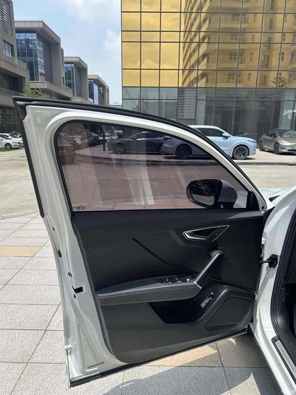 Audi Q2L, 2022 12