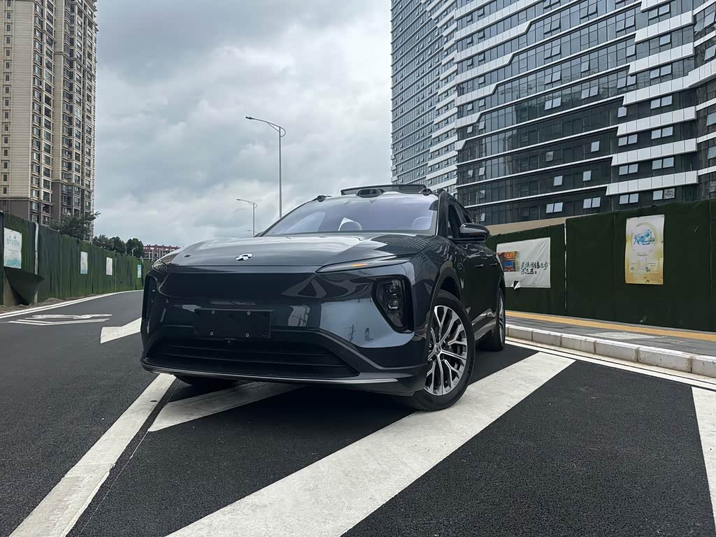 NIO ES6
