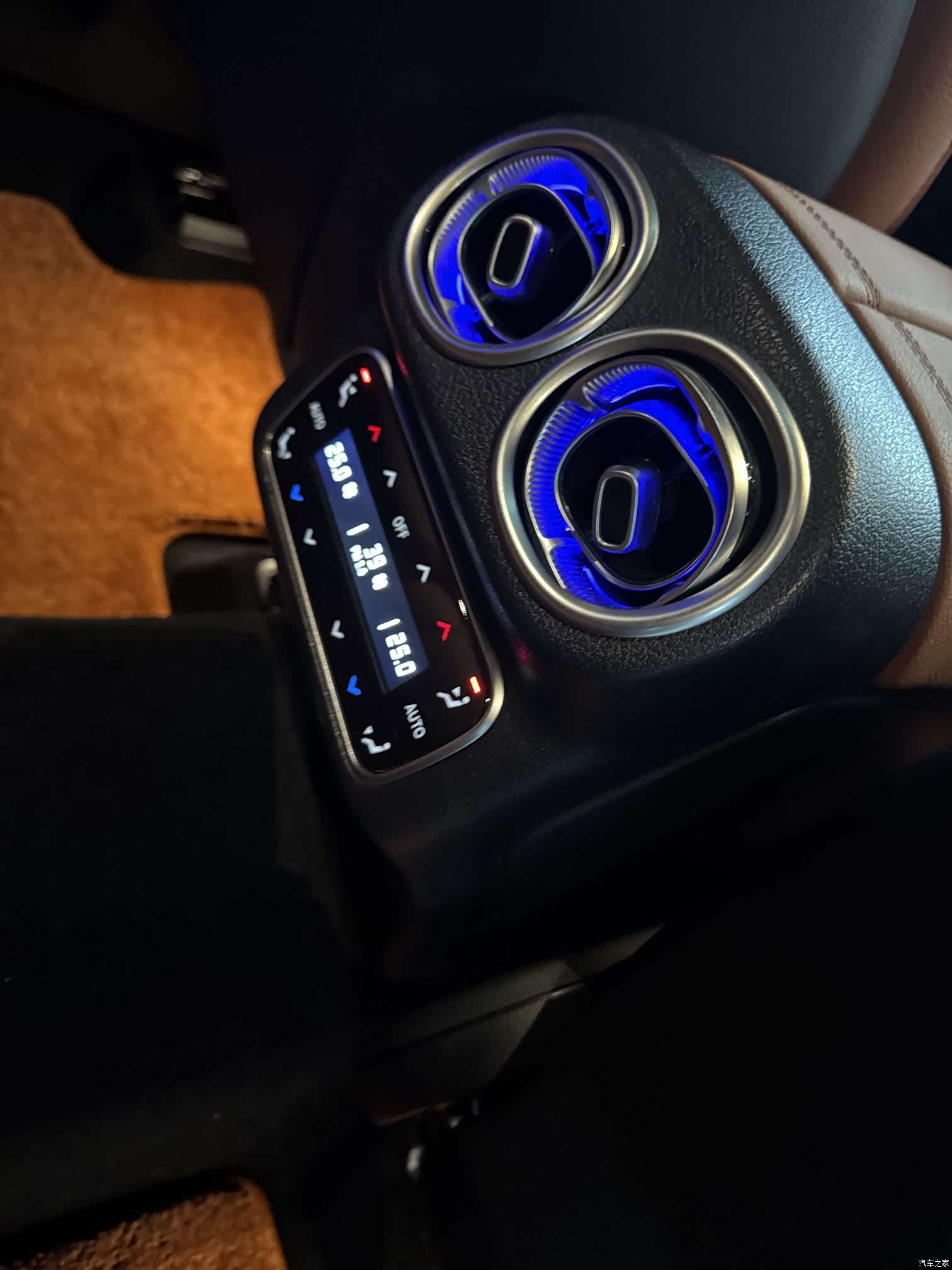 Mercedes-Benz GLC, 2026 22