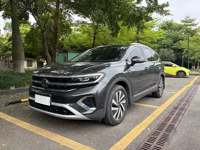 Volkswagen Talagon 2021 — купить из Китая под заказ