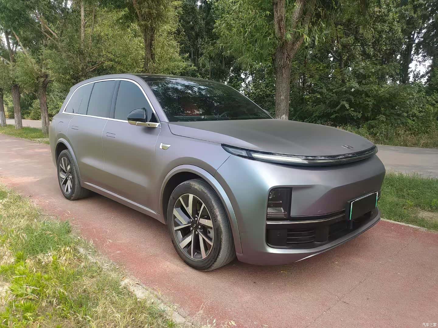 Li Auto L8, 2023 3