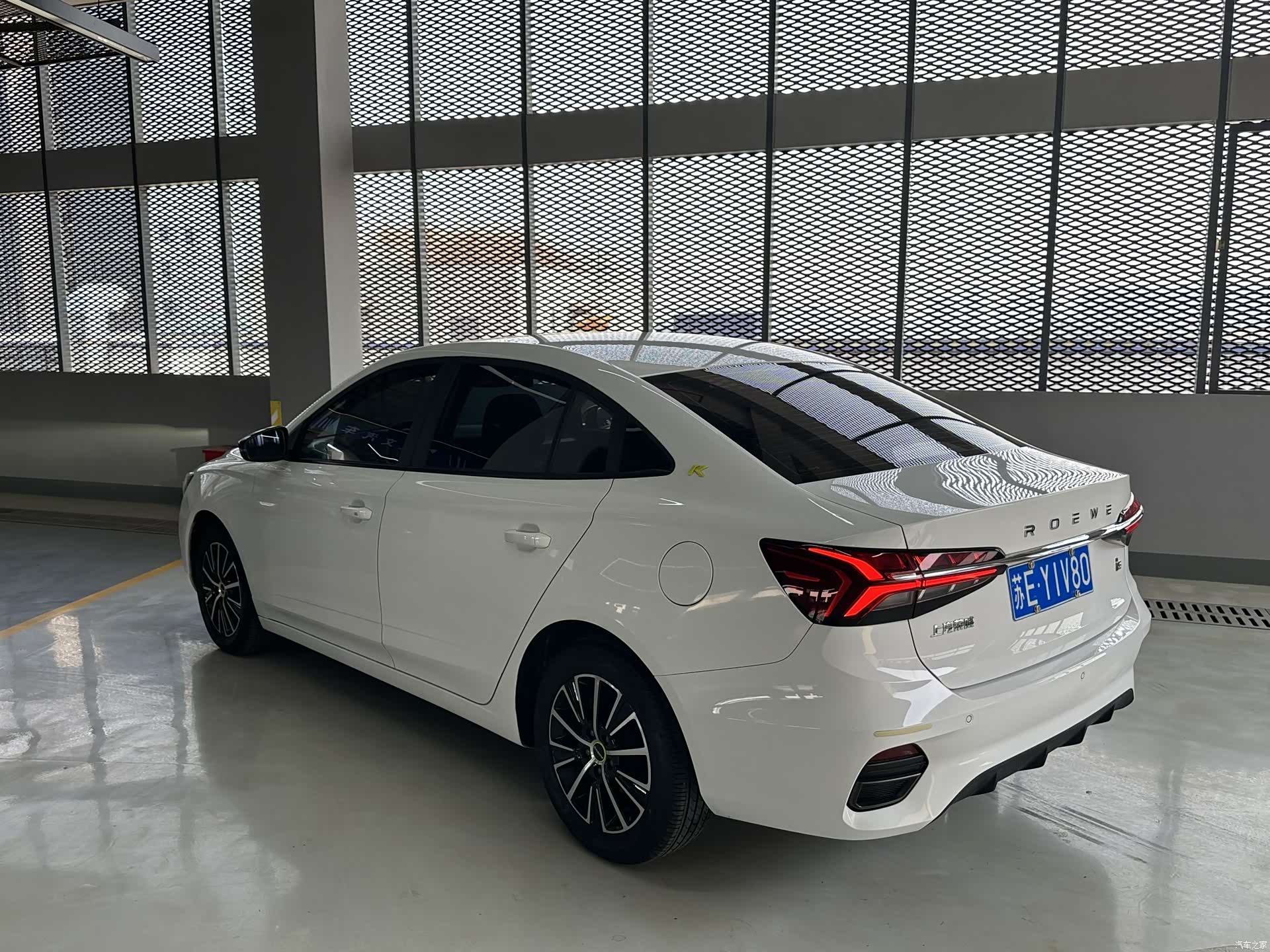 Roewe i5, 2022 все фото