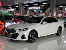 ����5ϵ 2026�� �Ŀ� 525Li M�˶���װ