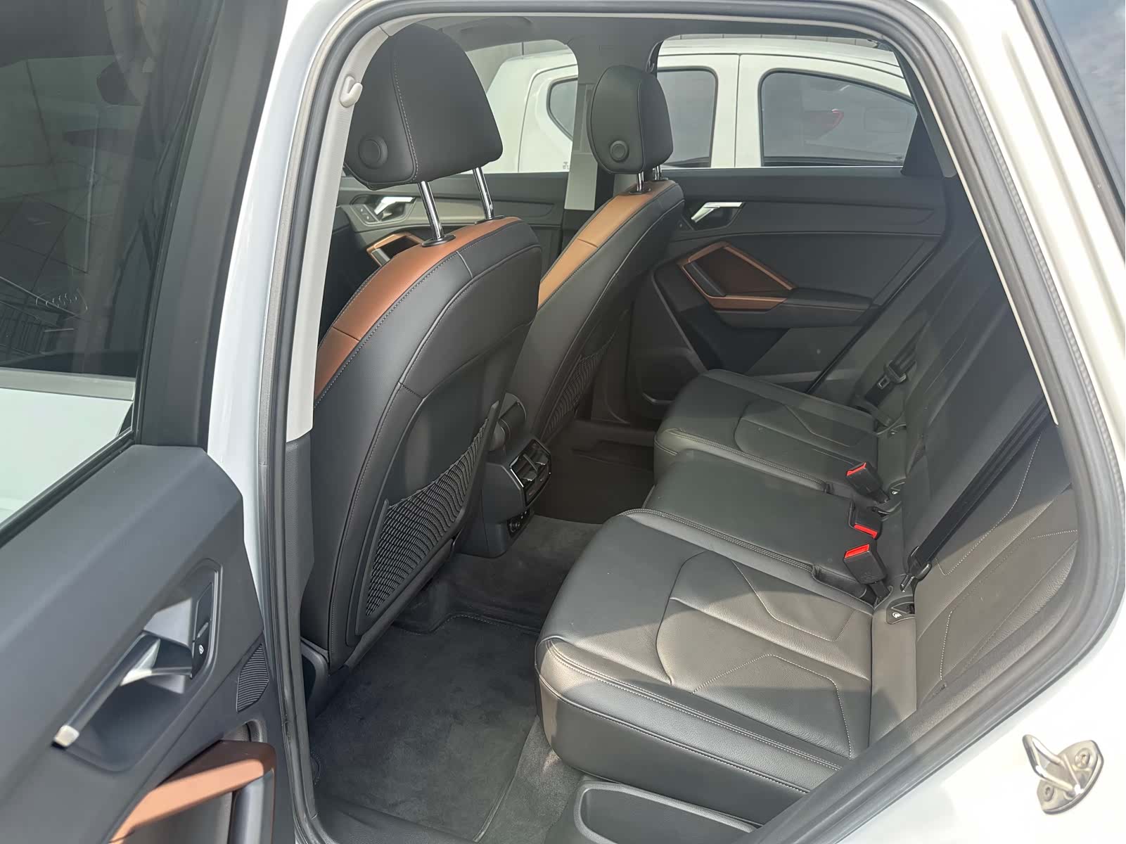Audi Q3, 2022 8