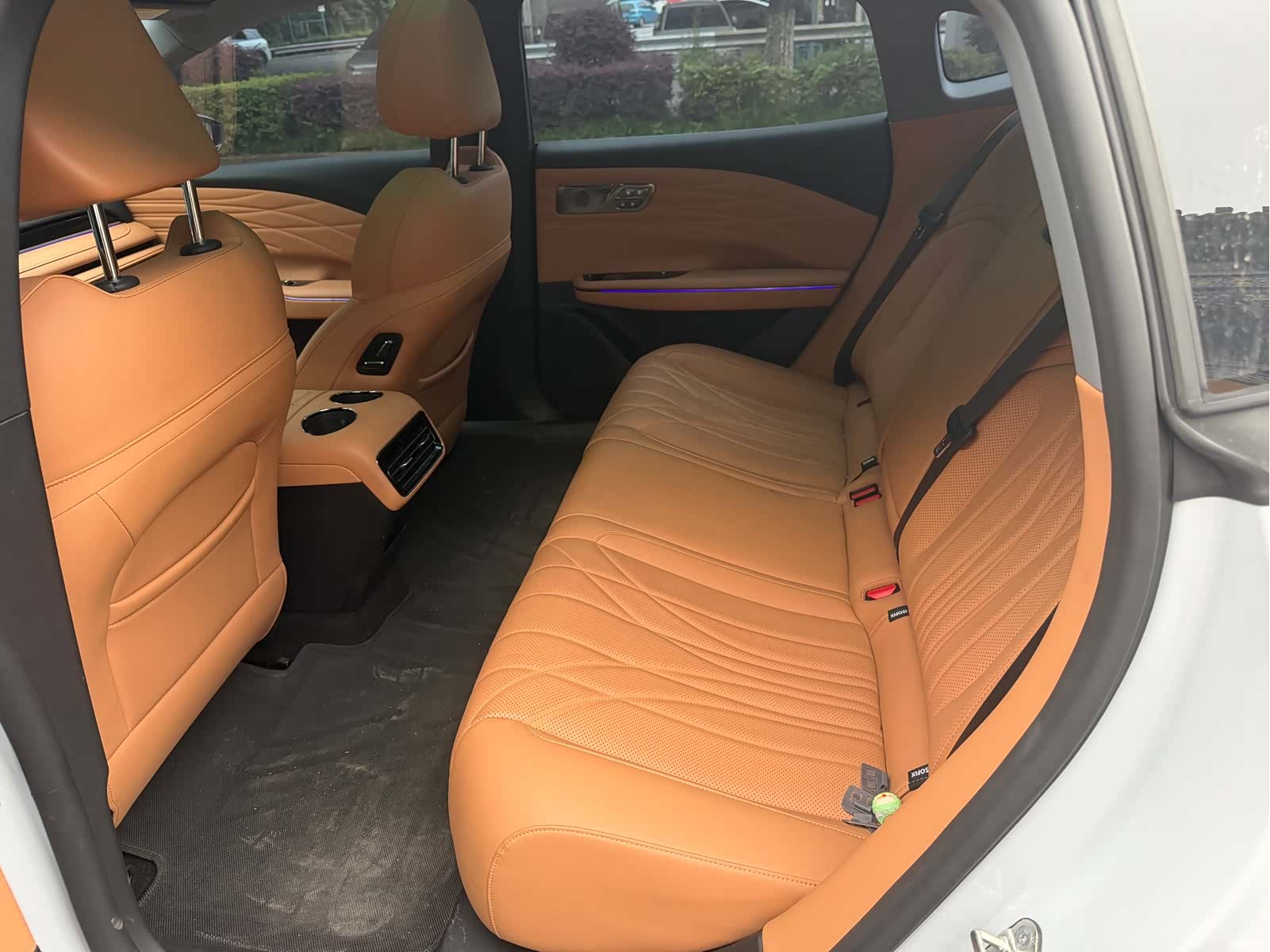 Geely 8, 2025 9