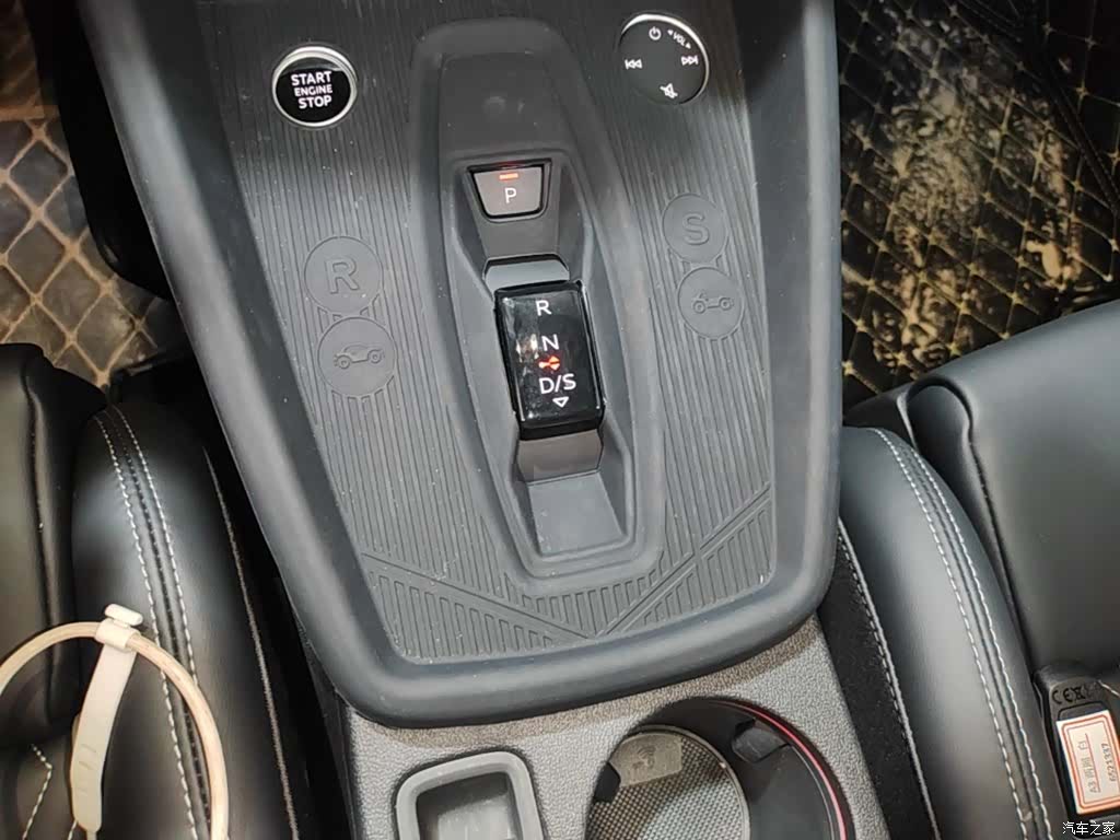 Audi Flying Spur, 2026 10
