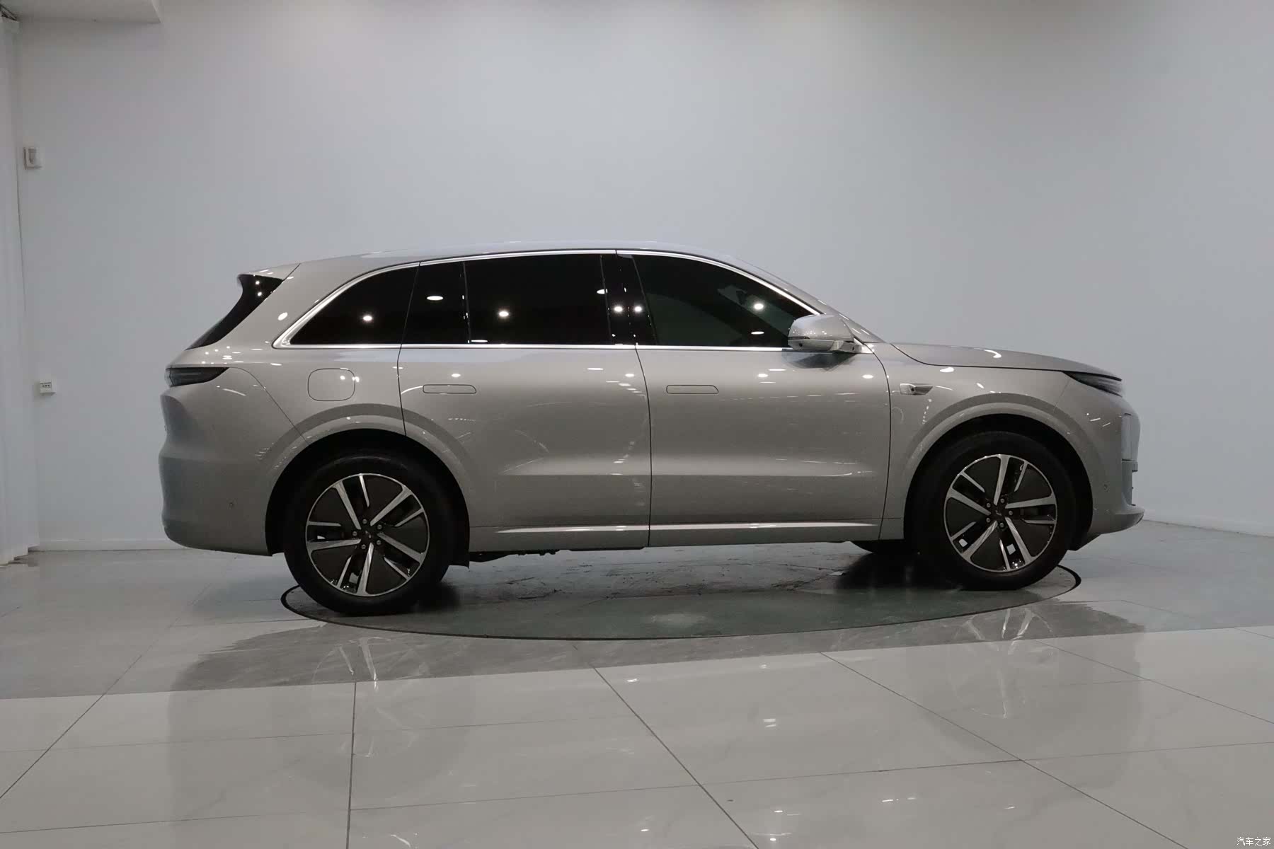 Li Auto L6, 2024 9