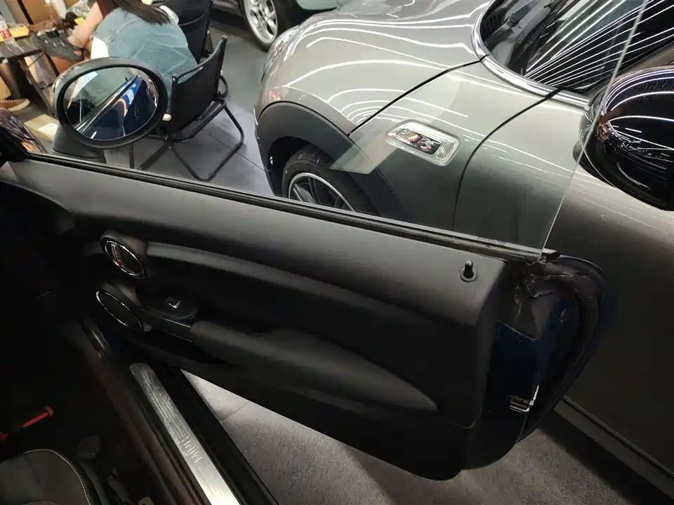MINI MINI