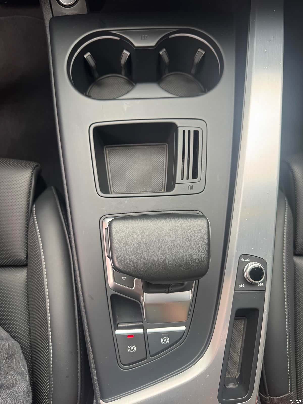 Audi A4L, 2024 16