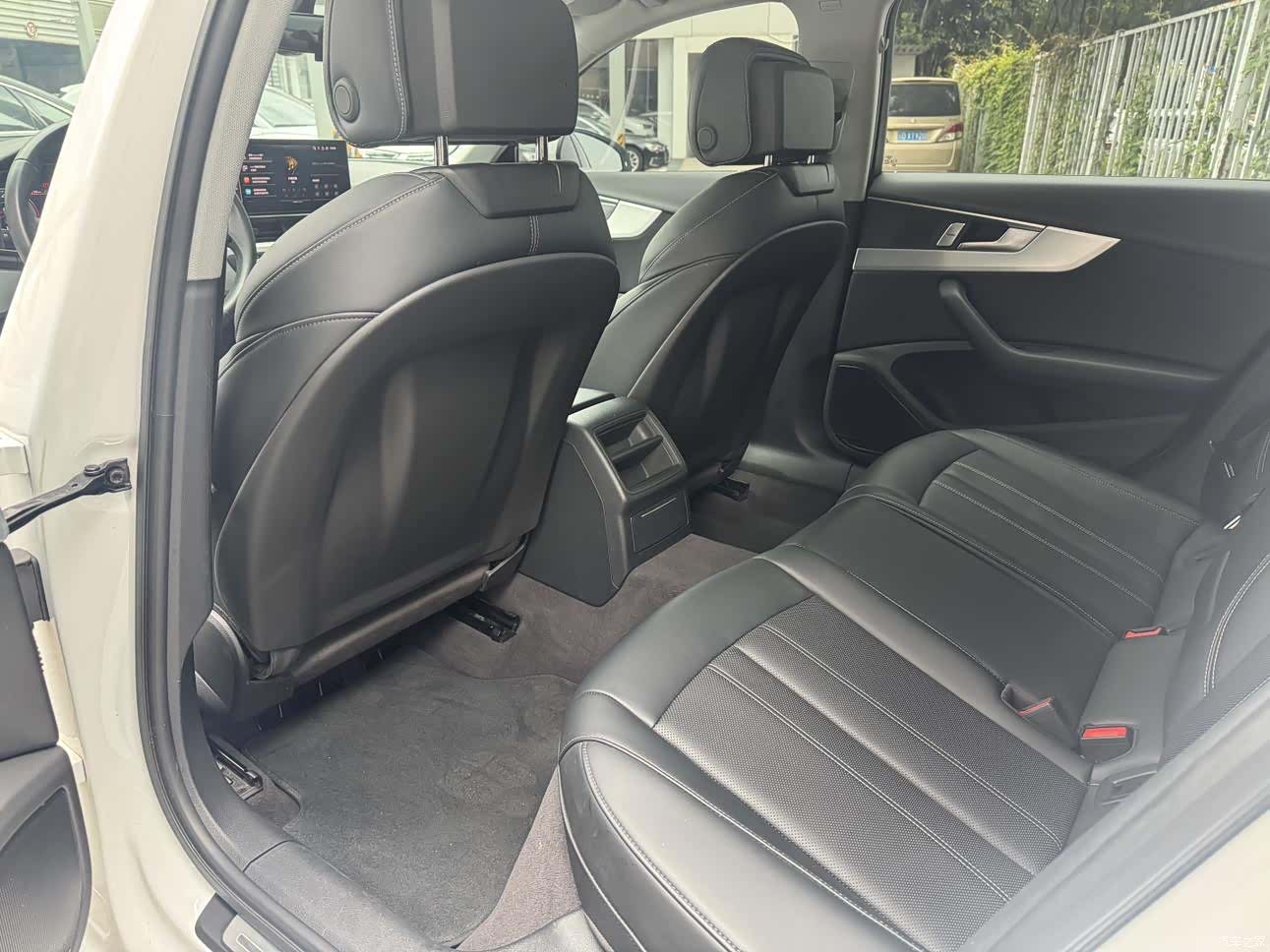 Audi A4L, 2024 17