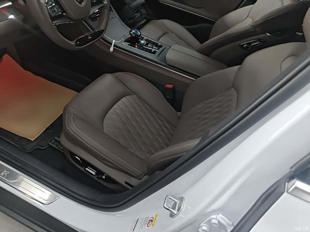 BYD Han, 2022 15
