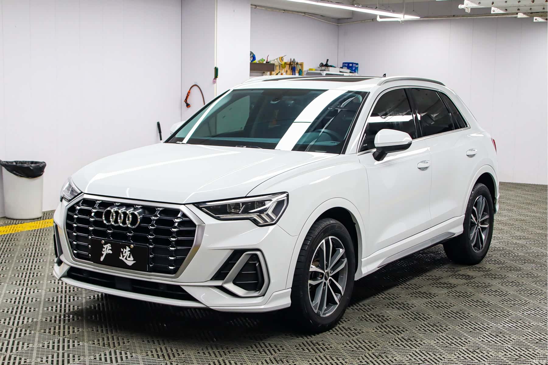 Audi Q3, 2022 1