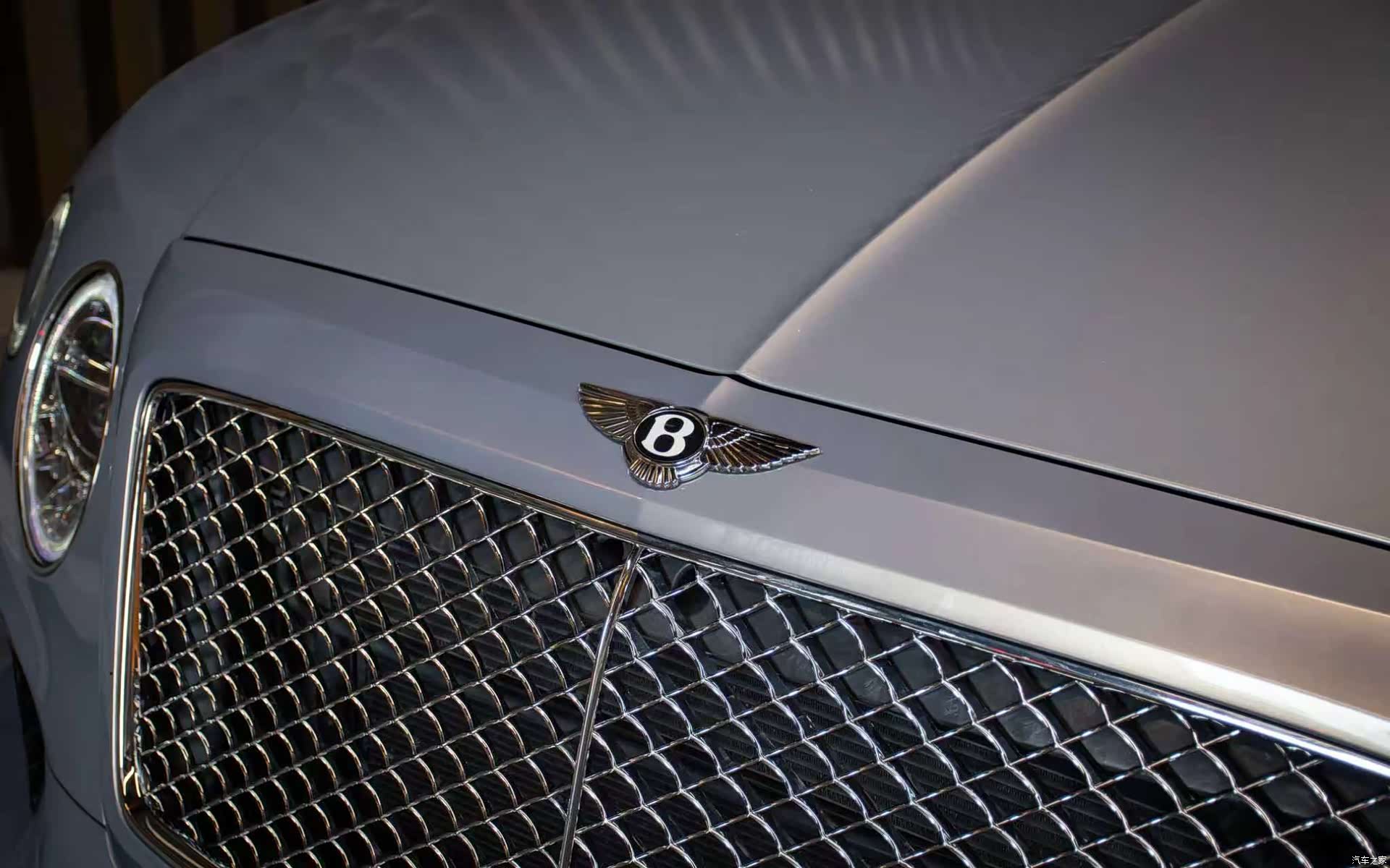 Bentley Bentayga, 2016 3