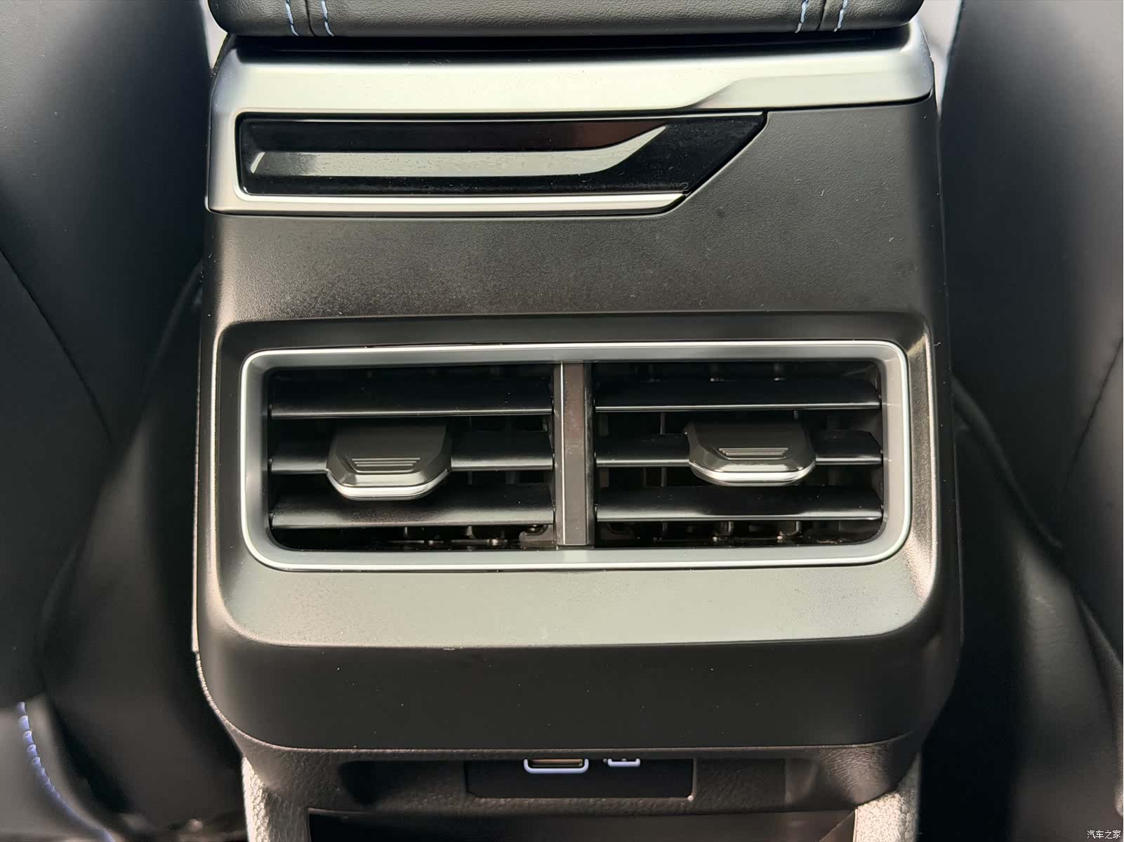 Geely Preface, 2025 23