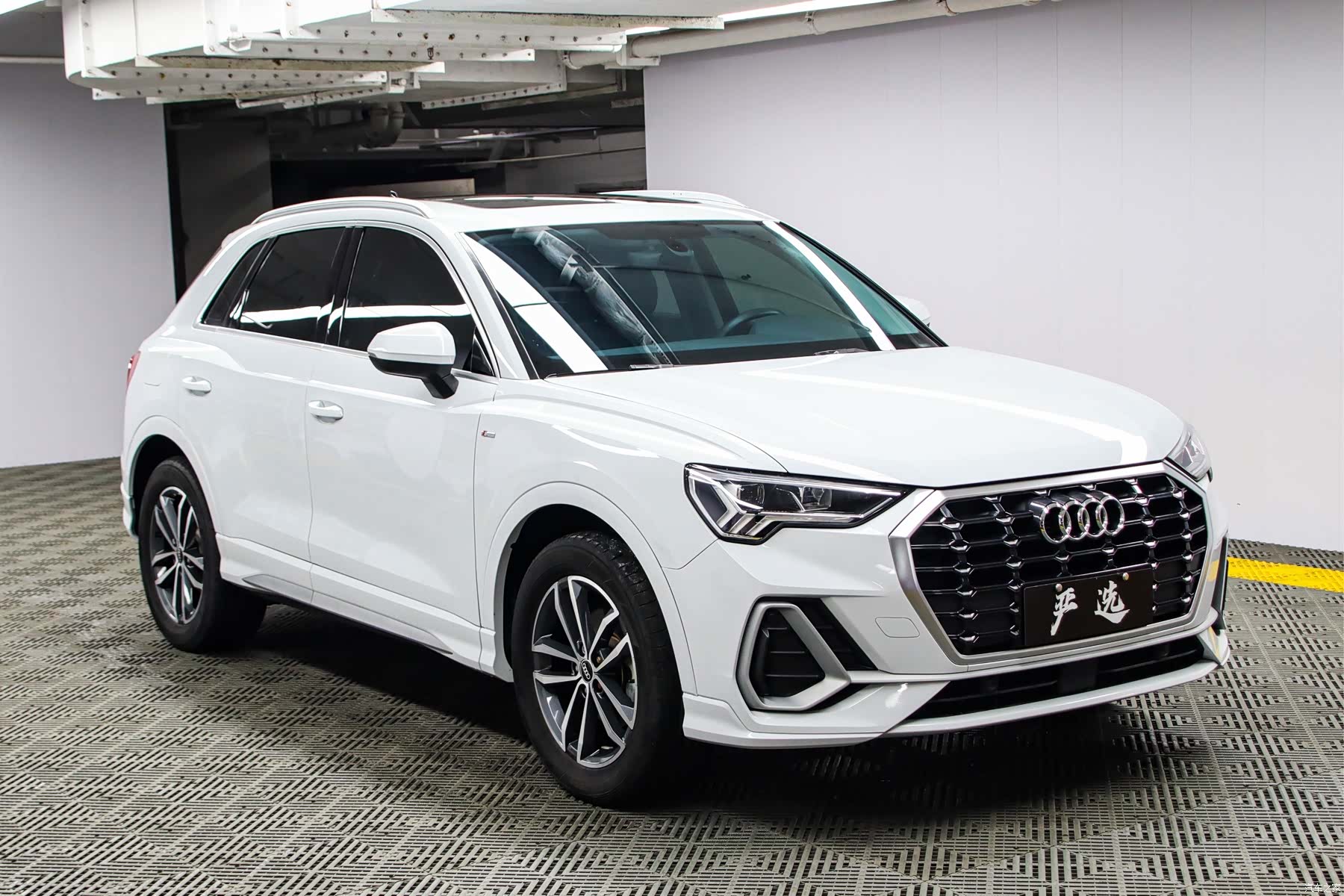 Audi Q3, 2022 3