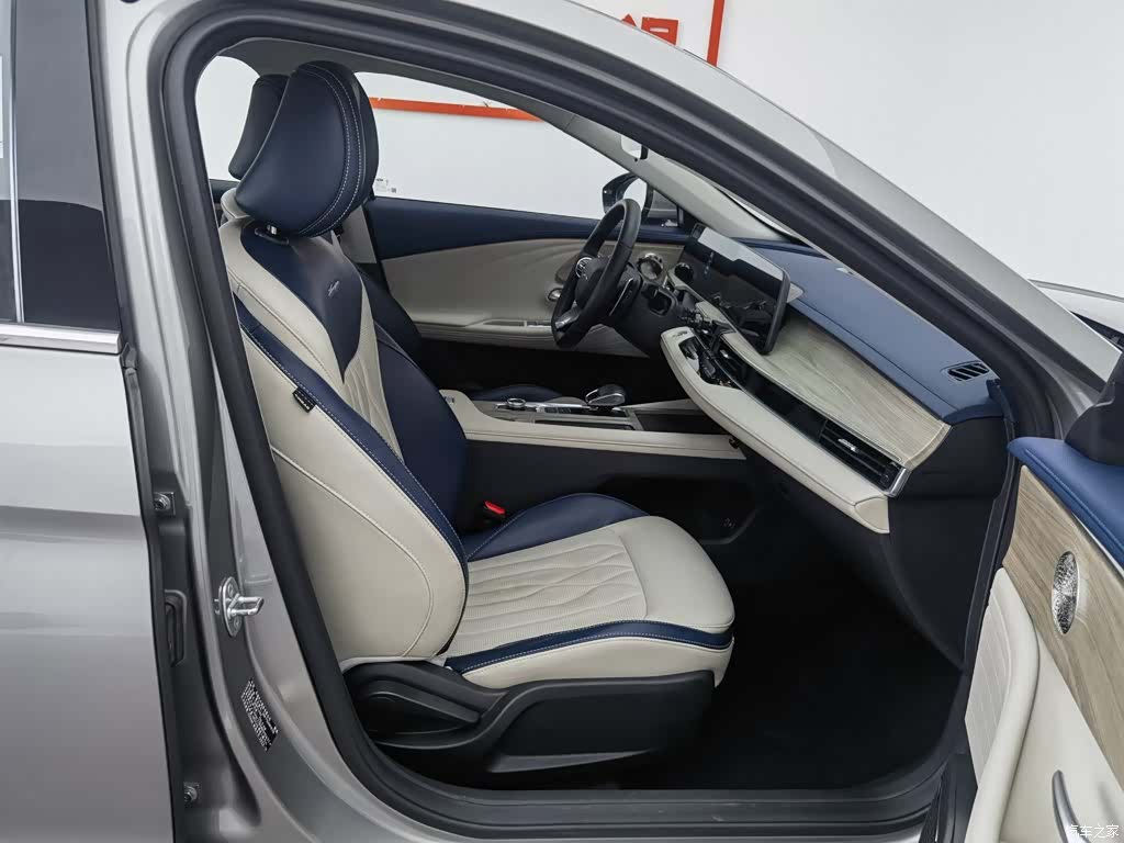 Chery Arrizo 8, 2023 23