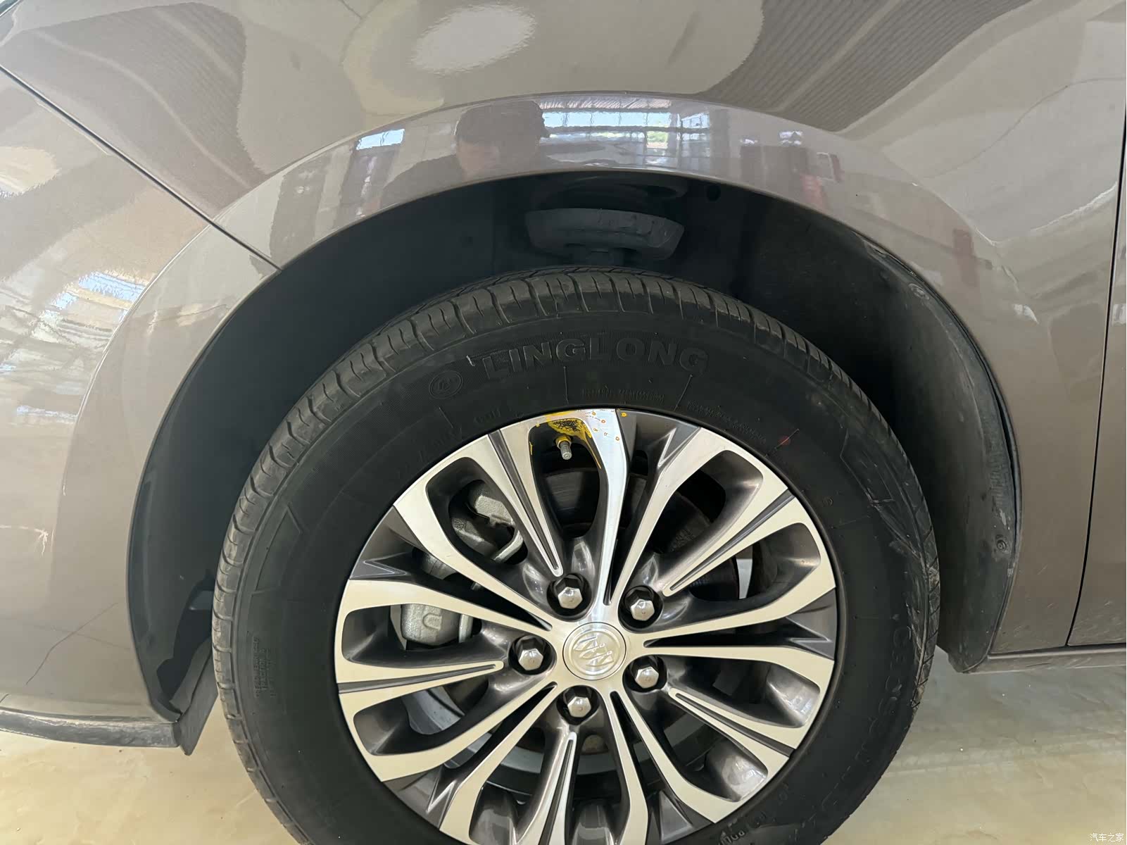 Buick GL8, 2022 6