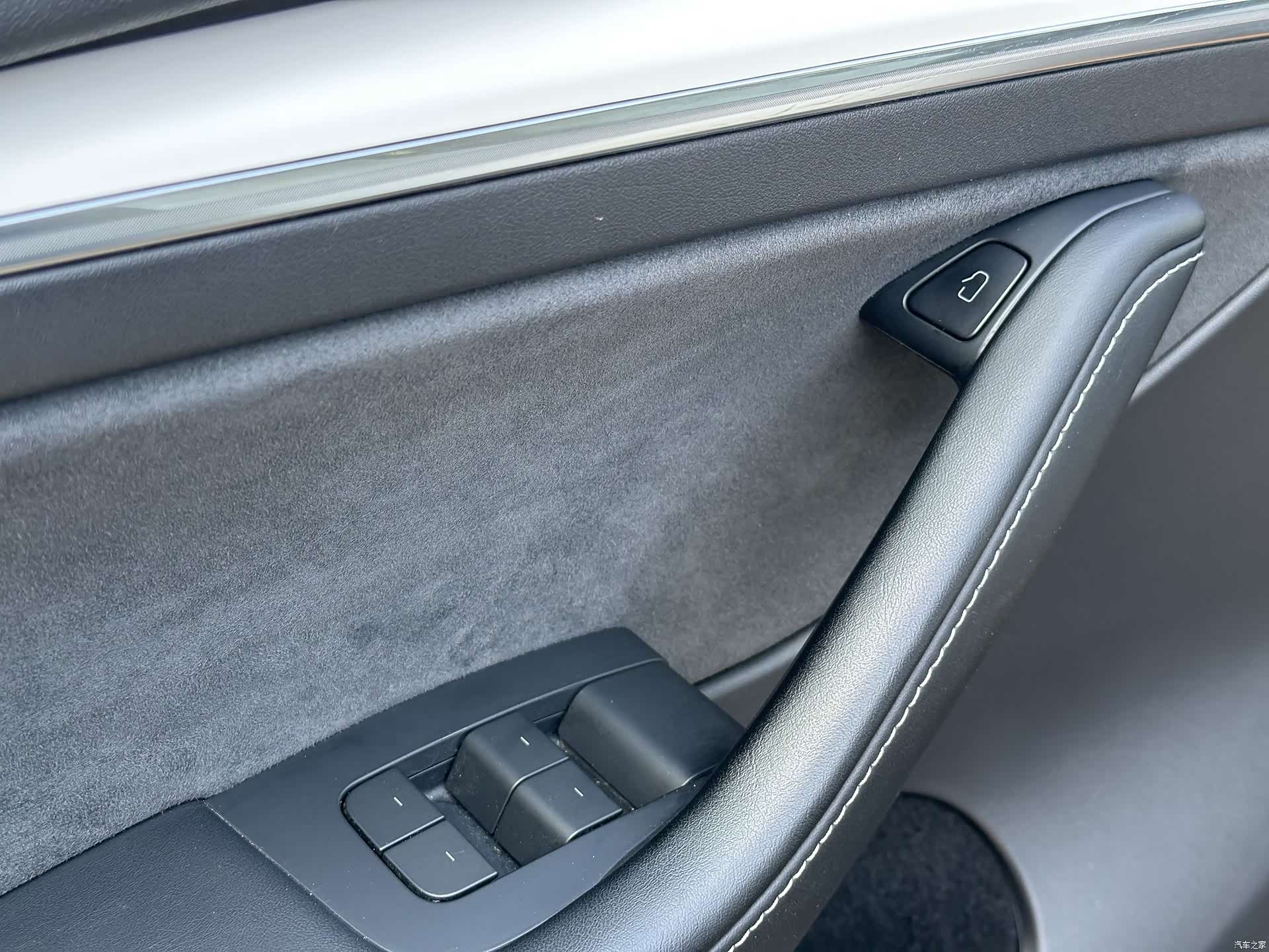 Tesla Model Y, 2023 9