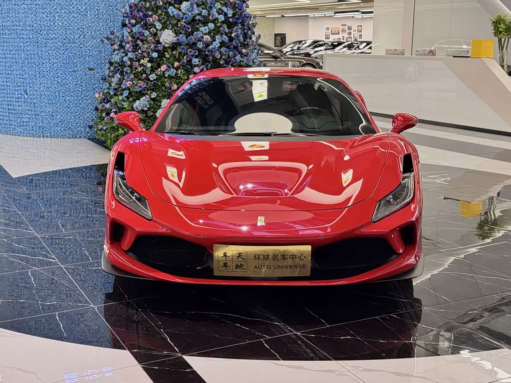 Ferrari F8