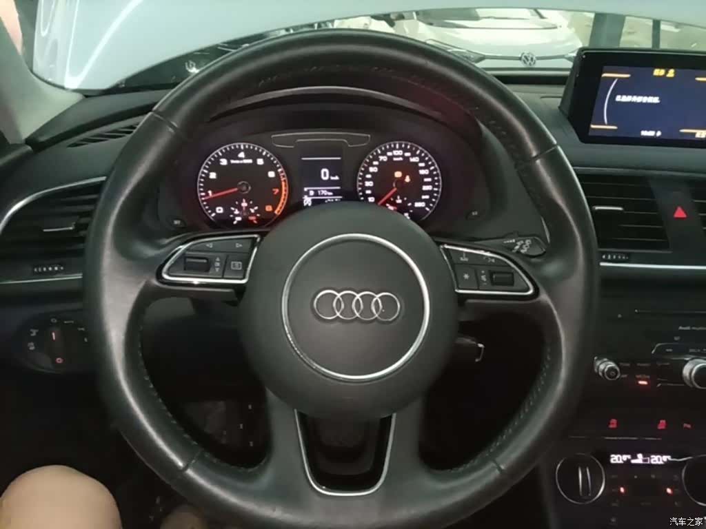Audi Q3, 2019 11